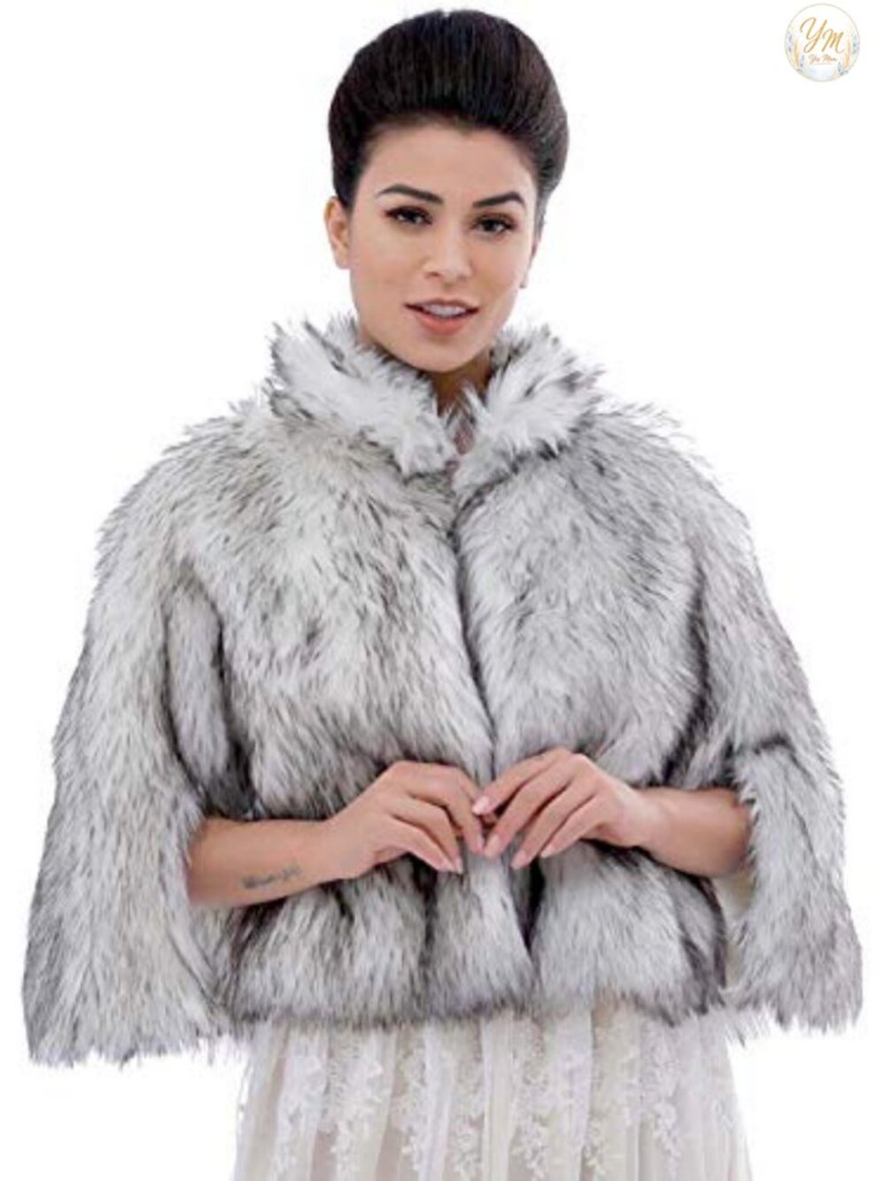 Faux Fur Bridal Wrap Wedding Shawl Cape with Rhinestones Brooch